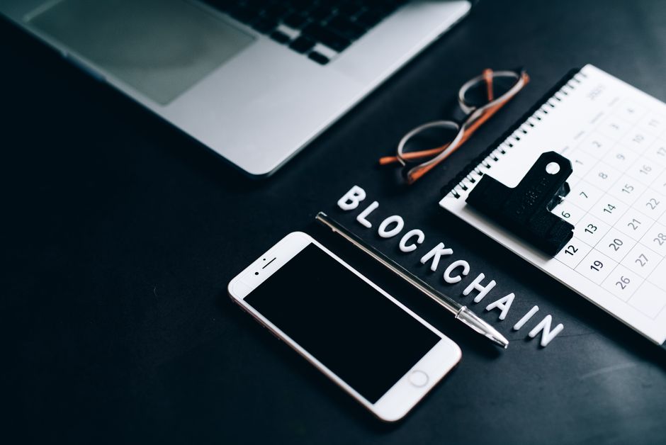 v2RayTun пропал из App Store: переход на INCY без второй оплаты